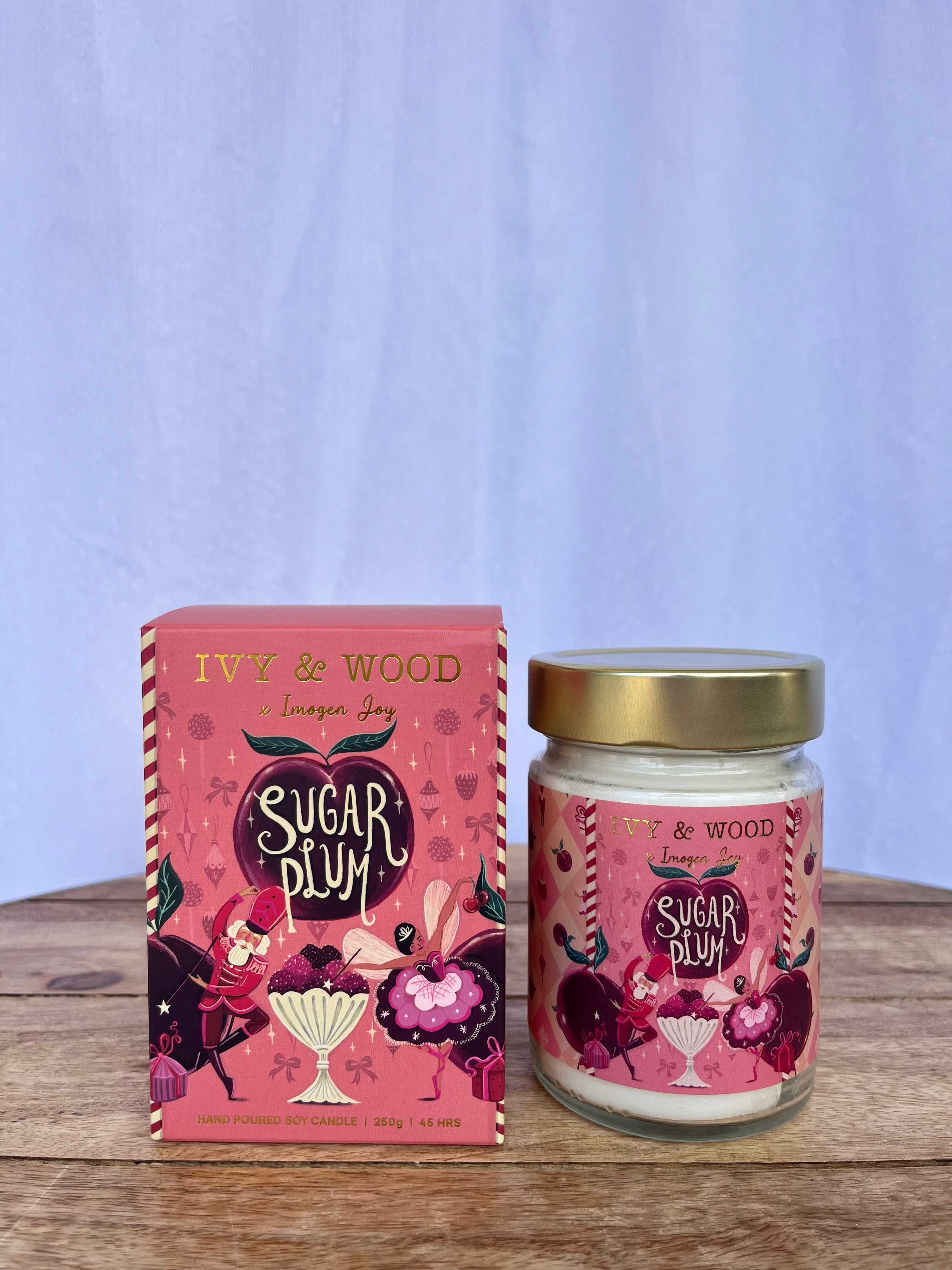 Ivy & Wood Christmas Candle