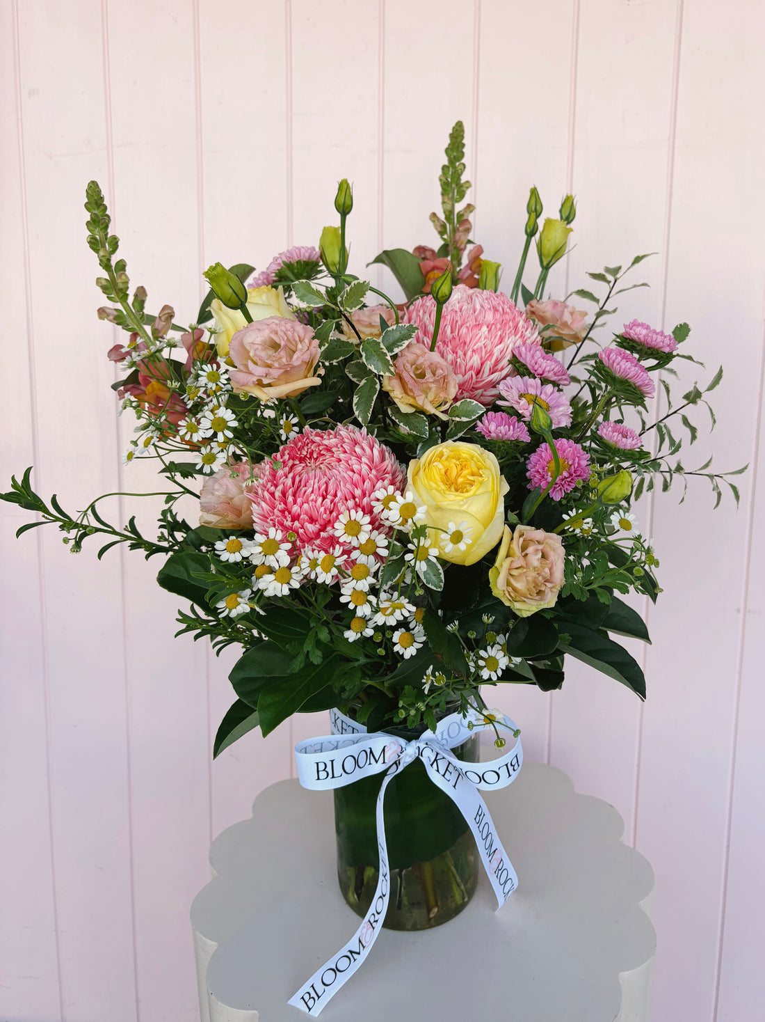 Spring vase arrangement. Bloom and Rocket Florist. Brisbane flower delivery. Same day delivery Brisbane. Taringa, Toowong, St Lucia and Indooroopilly.