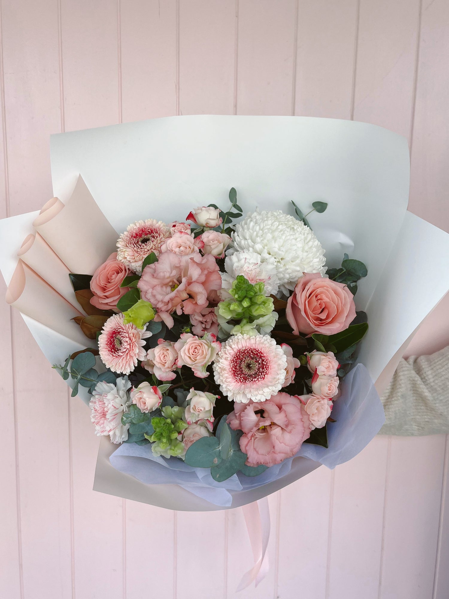 Bouquet of pink and white flowers. Bloom and Rocket Florist, Taringa. Brisbane Flower Delivery.