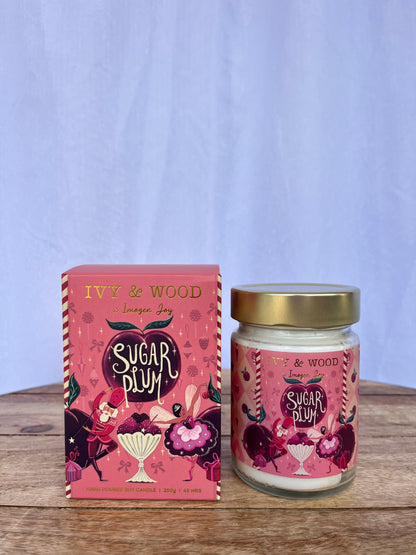 Ivy &amp; Wood Christmas Candle