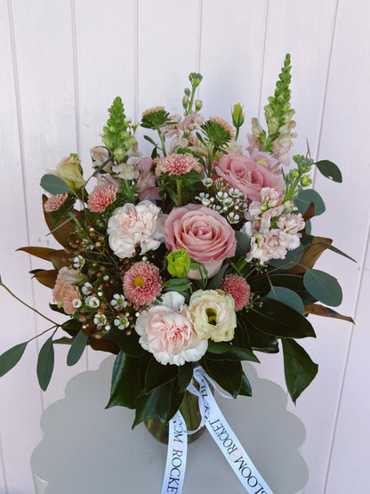 Vase arrangement. Brisbane flowers. Bloom and Rocket Florist. Same day flower delivery. 