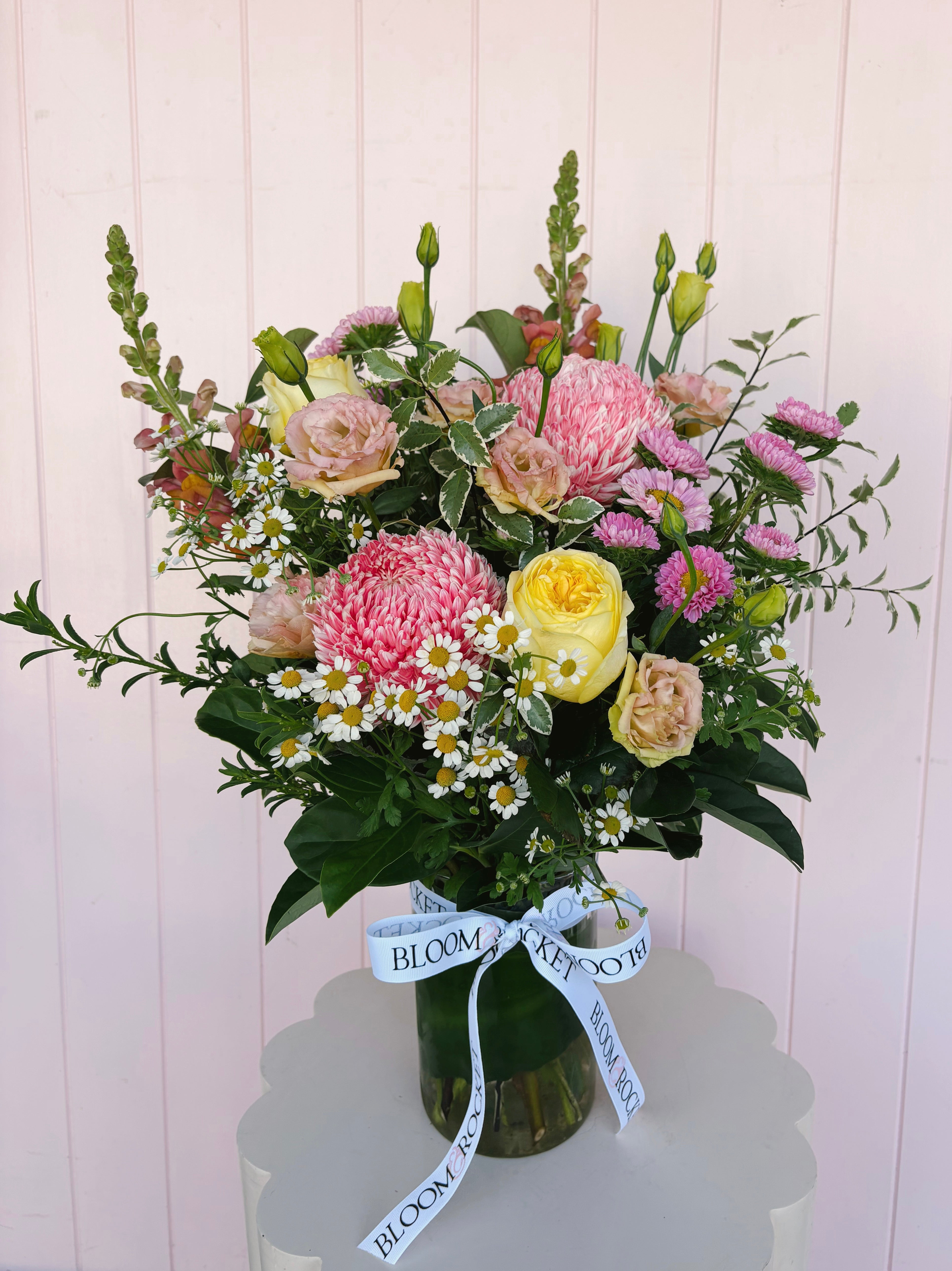 Spring vase arrangement. Bloom and Rocket Florist. Brisbane flower delivery. Same day delivery Brisbane. Taringa, Toowong, St Lucia and Indooroopilly.